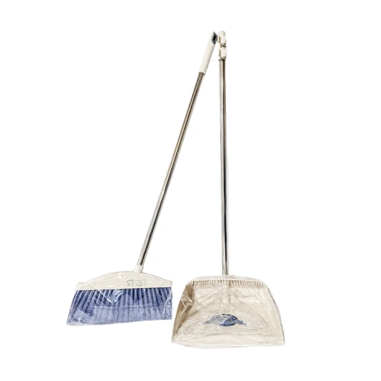 პლასტმასის ცოცხი და აქანდაზი კომლექტში